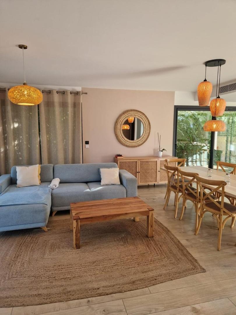 Magnifique villa contemporaine vue mer&montagne Saint-Paul-de-Vence Extérieur photo