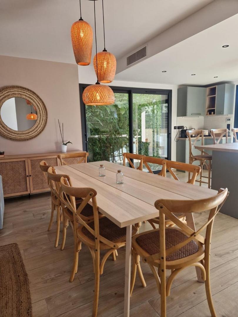 Magnifique villa contemporaine vue mer&montagne Saint-Paul-de-Vence Extérieur photo