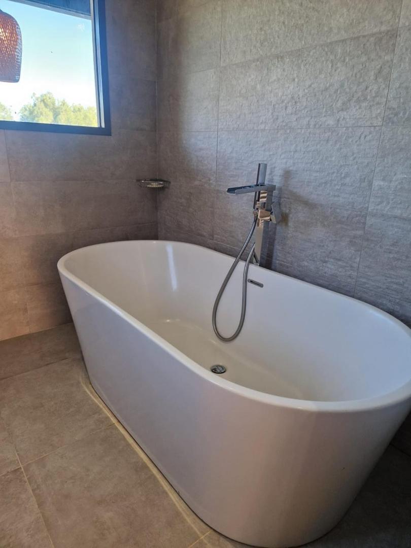 Magnifique villa contemporaine vue mer&montagne Saint-Paul-de-Vence Extérieur photo